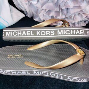 MICHAEL KORS FLIP FLOPS